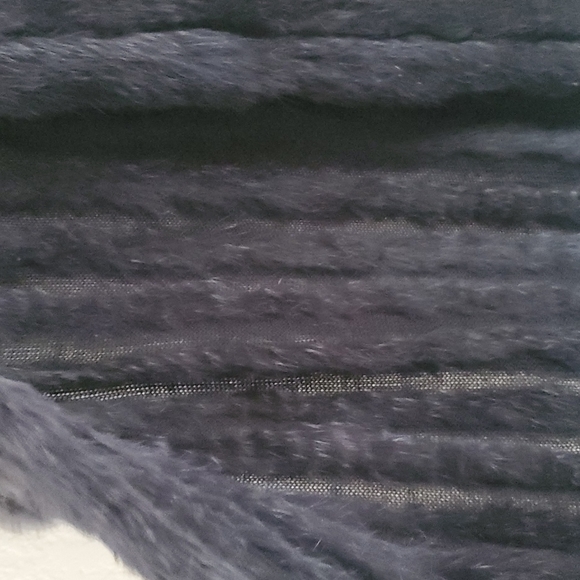 Karen Klein Grey Fur  vest, Sz M NWOT - Picture 3 of 9